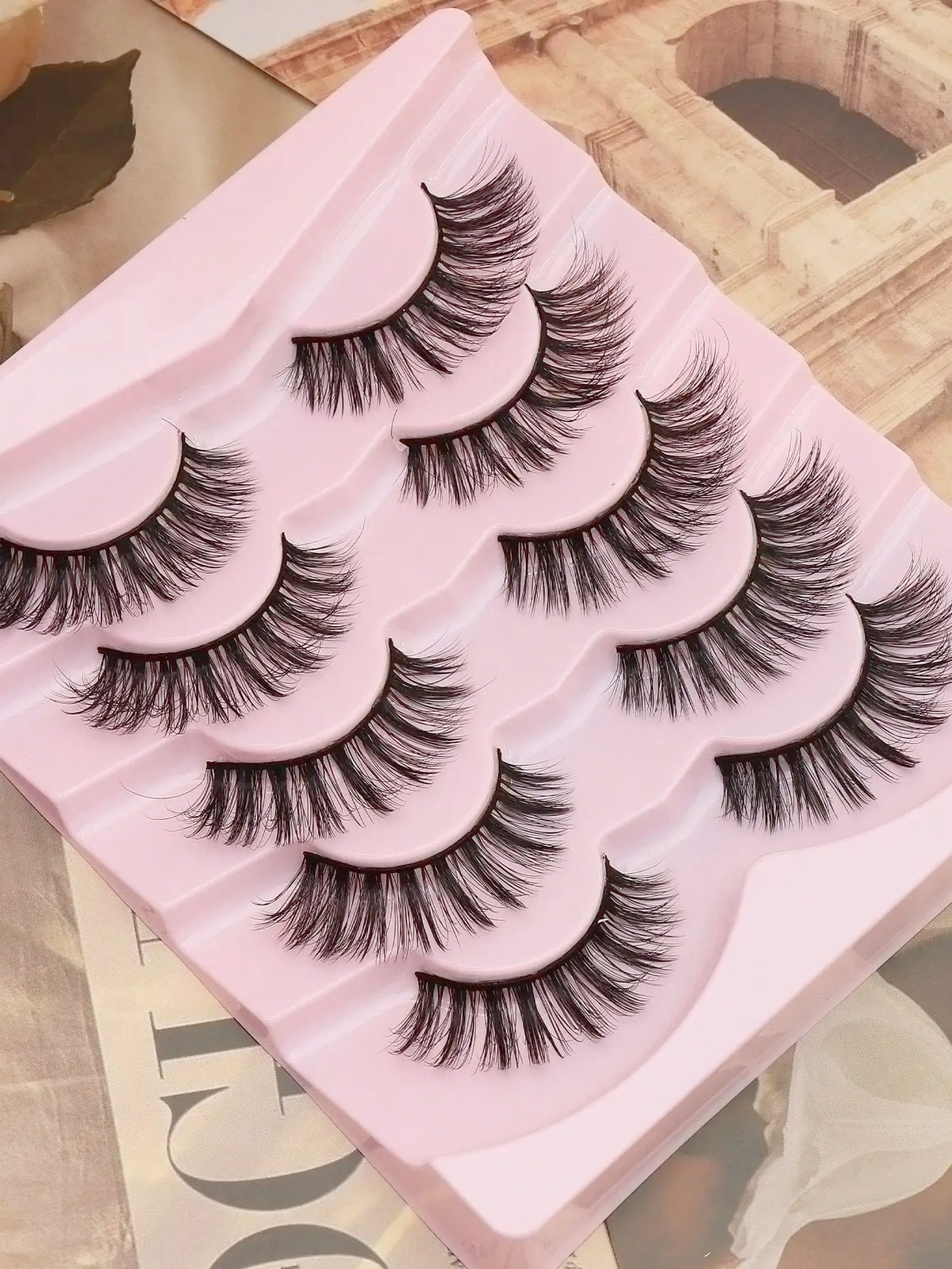 Cat-Eye Faux Mink-Style False Lashes – 5 Pairs